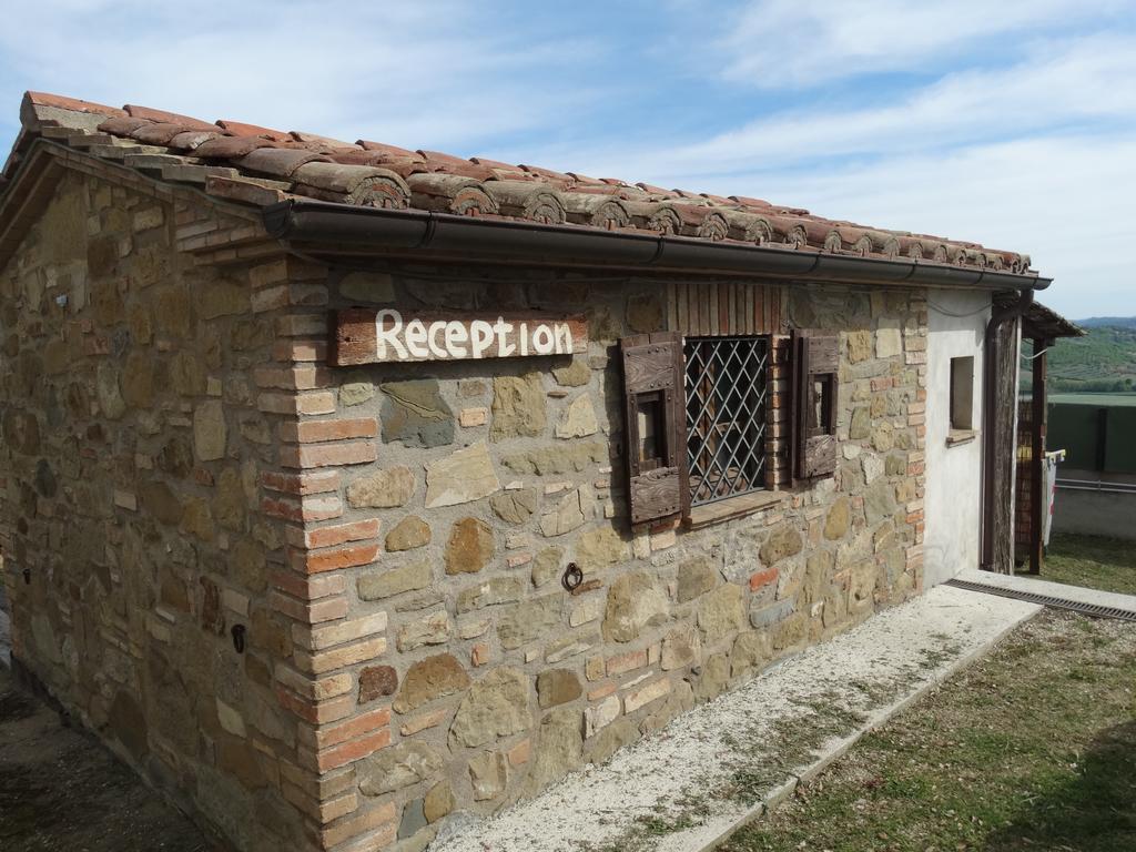 Appartement Casale Poggio Colpiccione à Passignano sul Trasimeno Extérieur photo