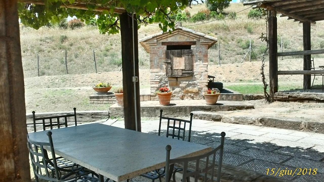 Appartement Casale Poggio Colpiccione à Passignano sul Trasimeno Extérieur photo